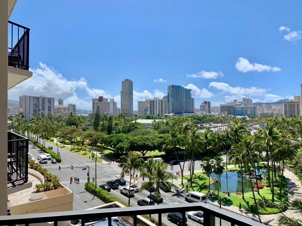 Palms Waikiki #412 Apartment Honolulu Exterior photo